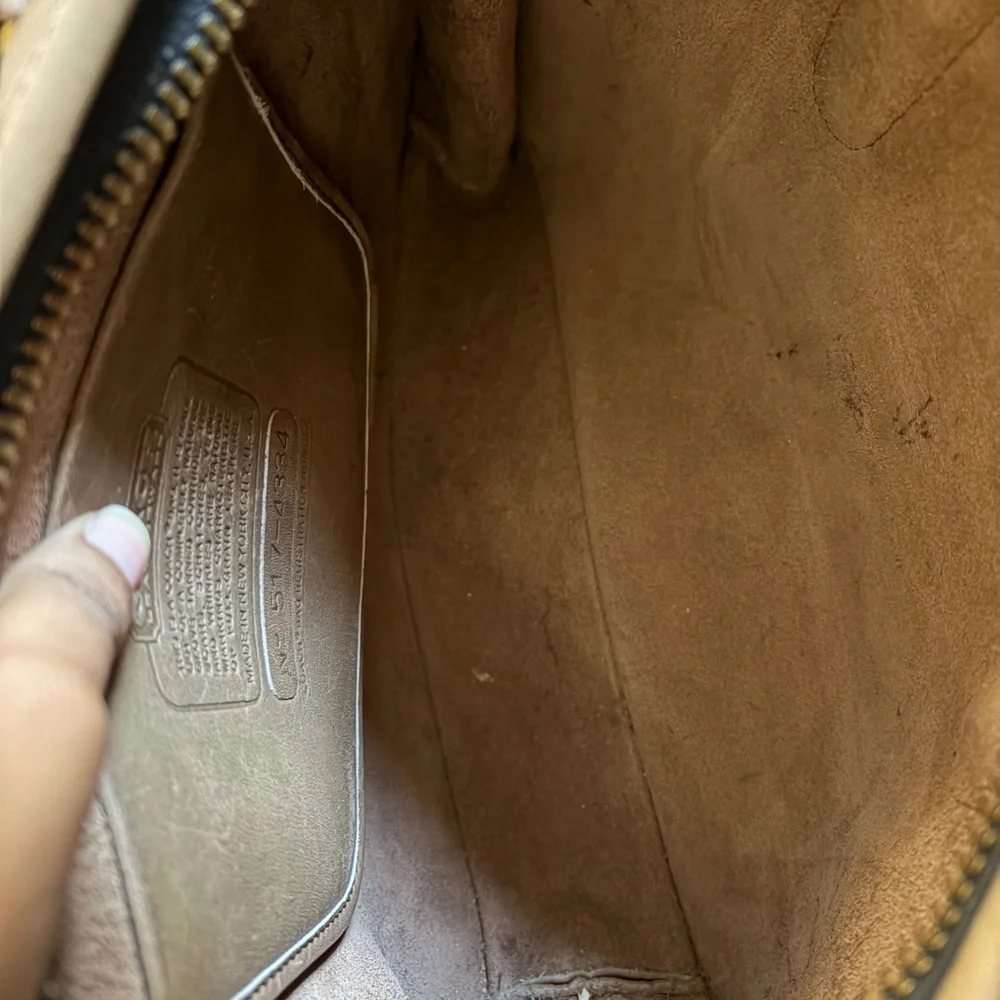 Vintage Coach Leatherwear Tan Briefcase - Picture 7 of 15
